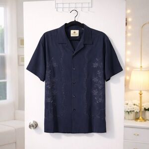 ✨ Paradise by Axis 100% Silk Button Up | Navy Embroidered Shirt Size M